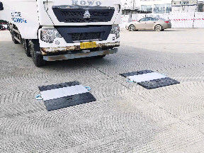 Güvenilir ağırlık değerlendirmesi için dayanıklı aks ölçeği statik tartma tabanı